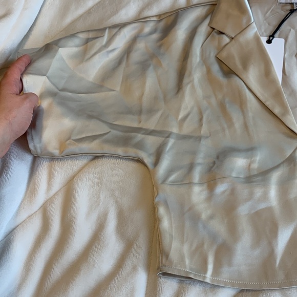NWT RO&DE silky slightly cropped blouse - Picture 6 of 13
